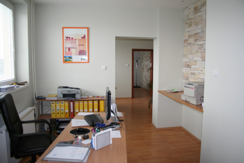 Naša ponuka / Administratívne<br> budovy - foto
